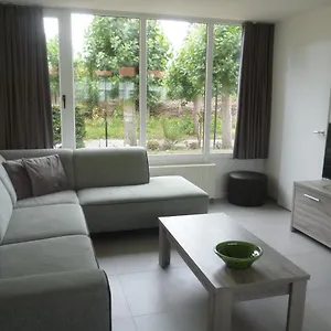 https://vakantiewoning-de-zandkorrel.hotelsghent.com